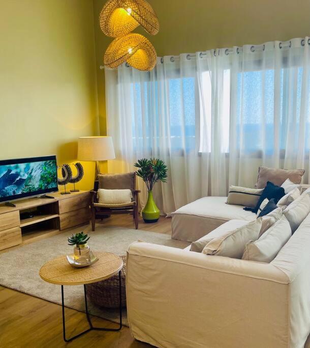 Sunbliss Appartement Saint-Gilles Les Bains Extérieur photo