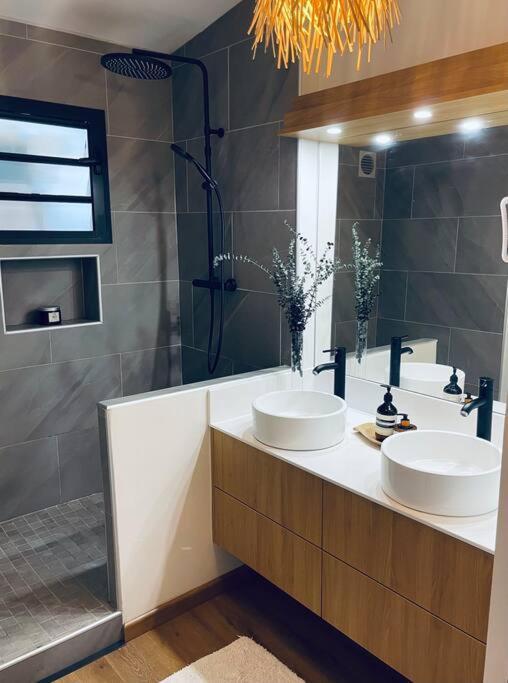 Sunbliss Appartement Saint-Gilles Les Bains Extérieur photo